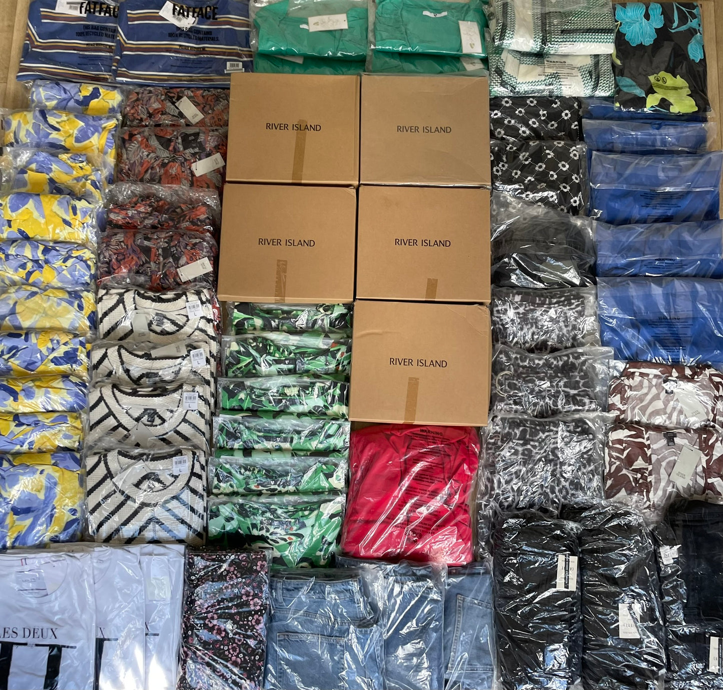 62 item - RRP £2452 - AllSaints, River Island, Michelle Keegan & More - Z99D007